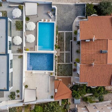 Holiday Home Lolina,Sea On A Palm! Heated Pool Trogir Exterior foto