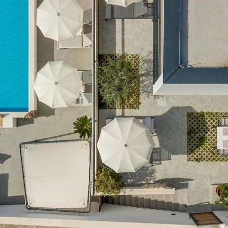 Holiday Home Lolina,Sea On A Palm! Heated Pool Trogir Exterior foto